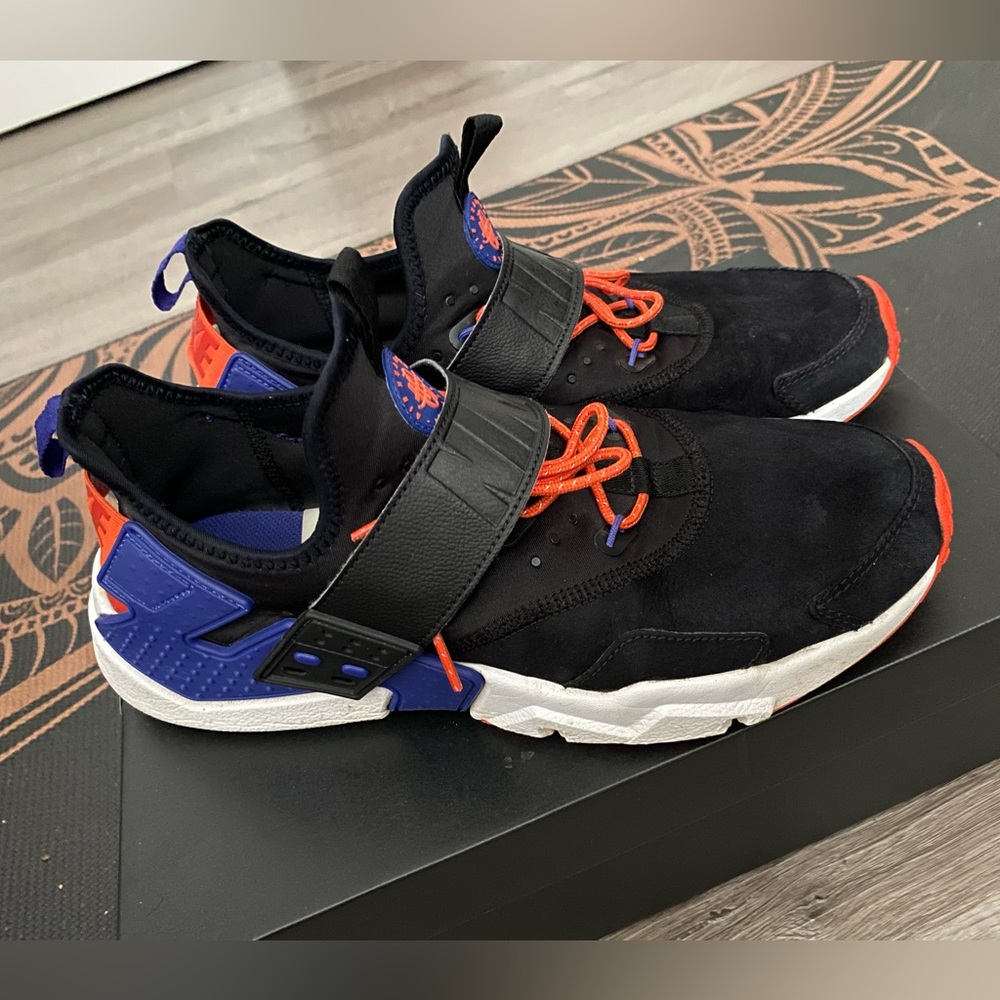 Nike air huarache low top size 11